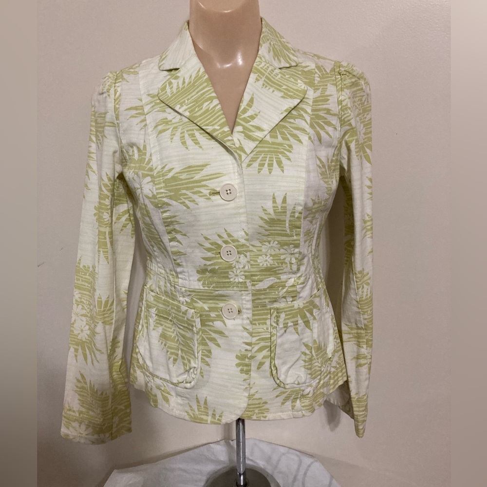 White with Lime Green Print Women's Blazer Jacket
Item# TSjkt26